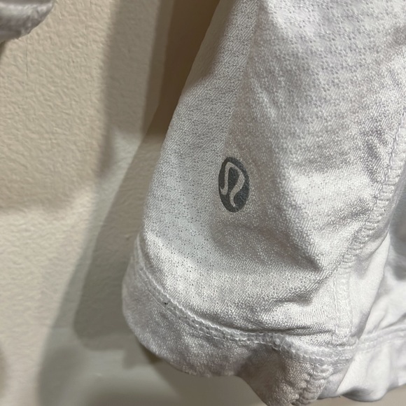 Lululemon Run: Sunbeam Pullover White M/ L - Picture 11 of 11